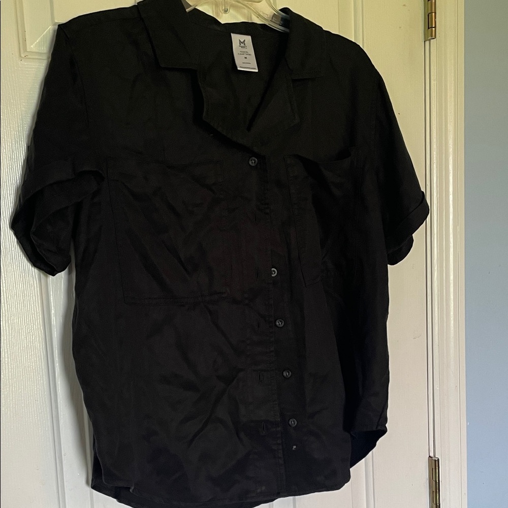 Black Short-Sleeve Button Front Blouse